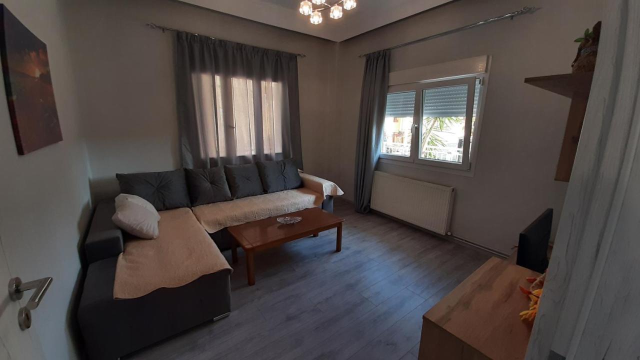 Irida Apartments Néa Skióni Eksteriør bilde