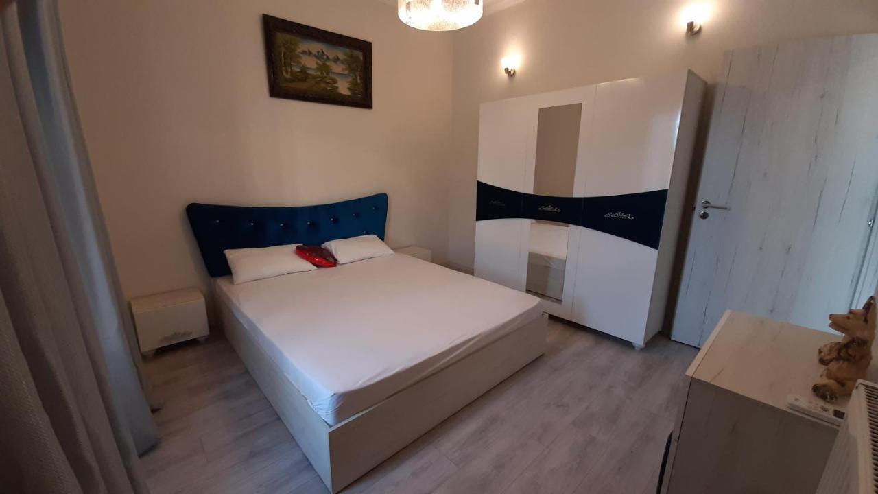 Irida Apartments Néa Skióni Eksteriør bilde
