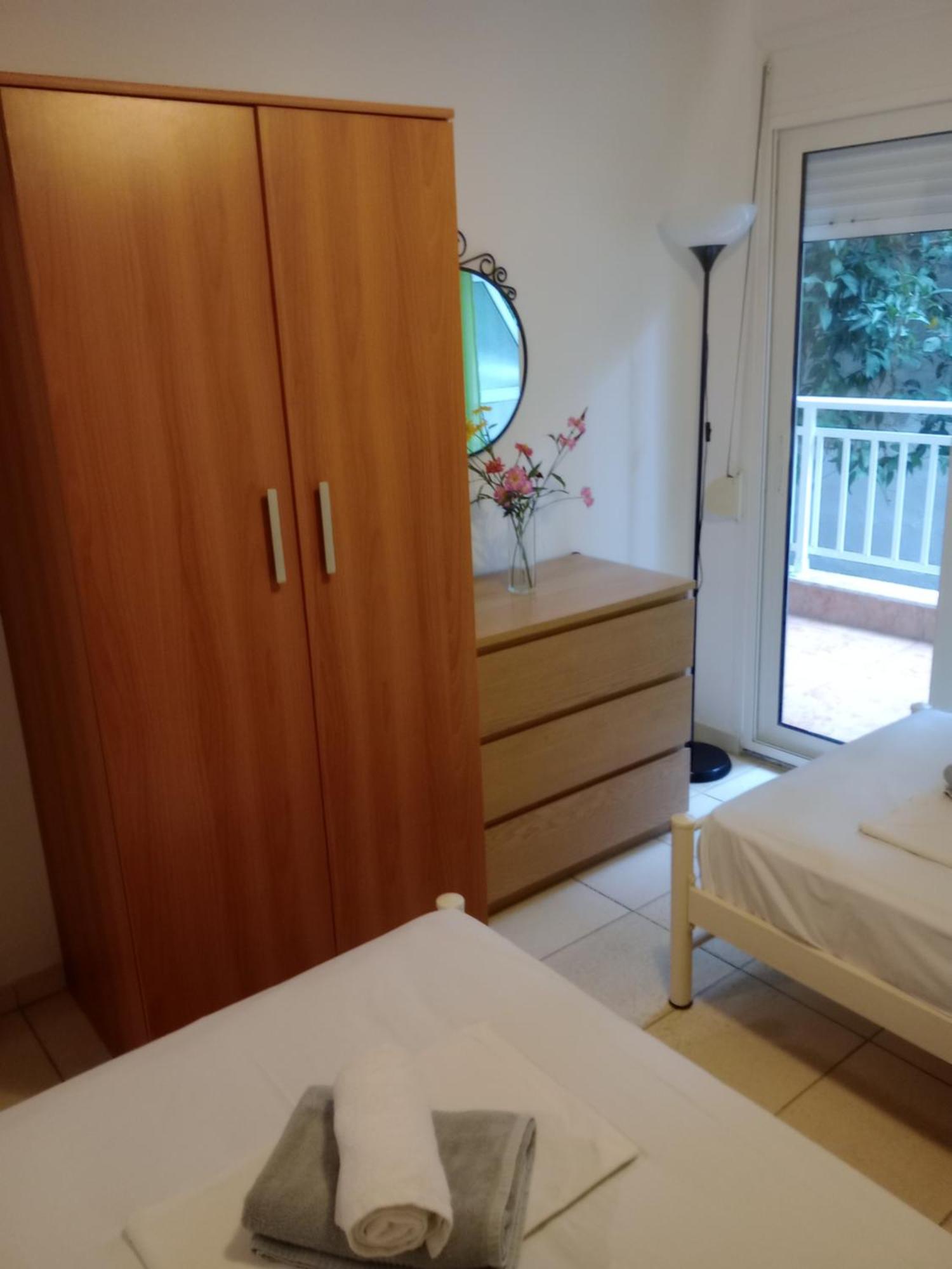 Irida Apartments Néa Skióni Eksteriør bilde