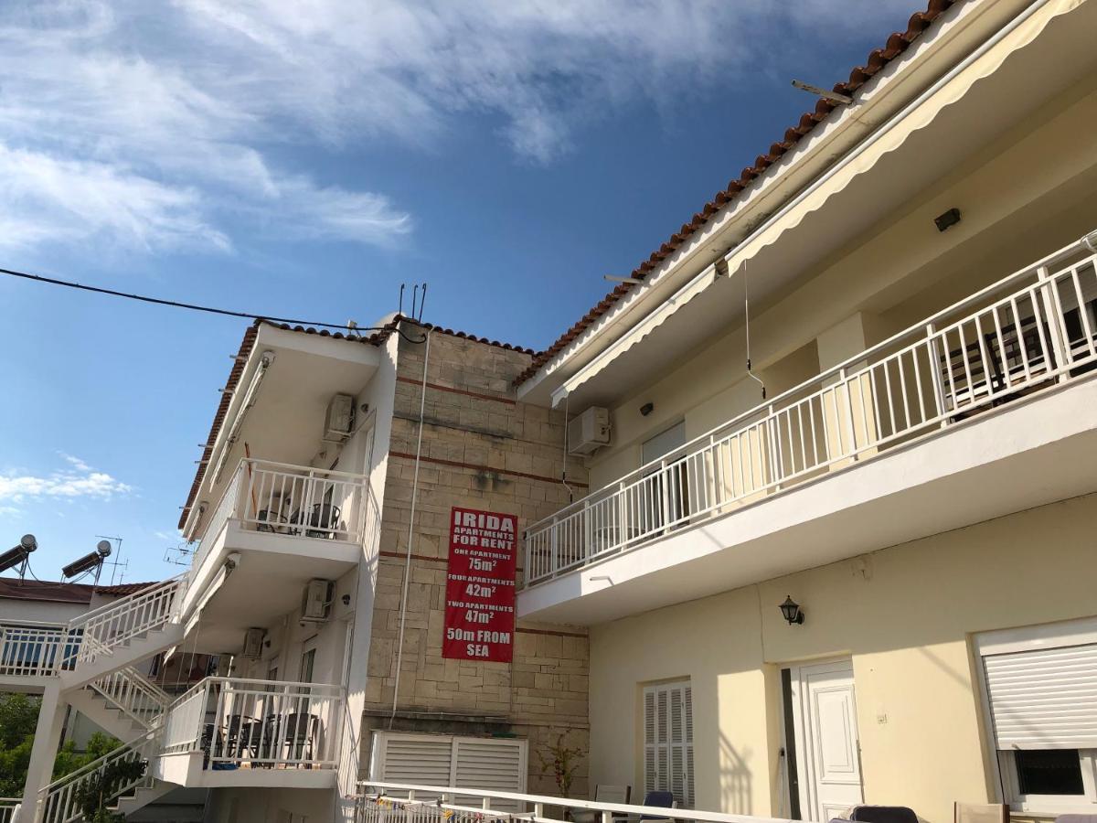 Irida Apartments Néa Skióni Eksteriør bilde